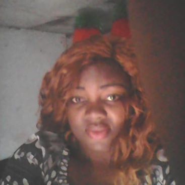 Laure 33 ans Yaoundé Cameroun
