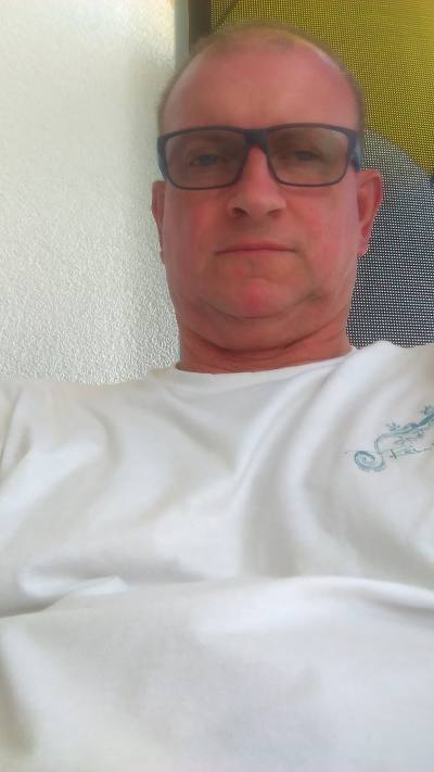 Alain 64 ans Sainte-clotilde Réunion