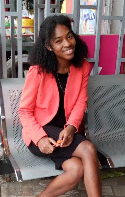 Clemencia 31 ans Toamasina Madagascar