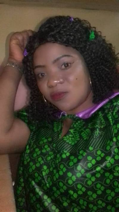 Marie madeleine 38 Jahre Yaounde Kamerun