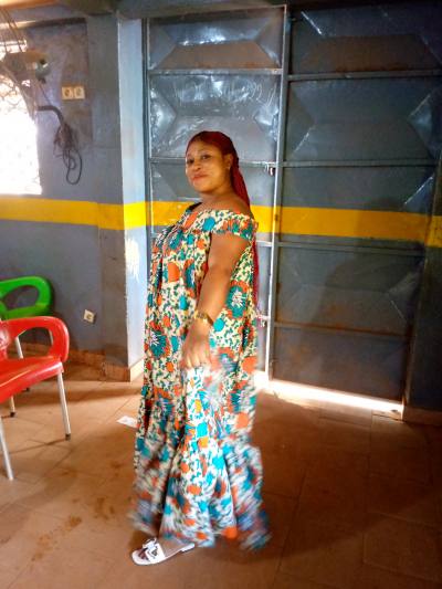 Pulcherie 32 ans Yaoundé Vii Cameroun