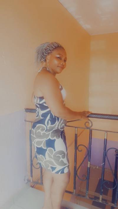 Oceane 36 ans Yaoundé4em Cameroun
