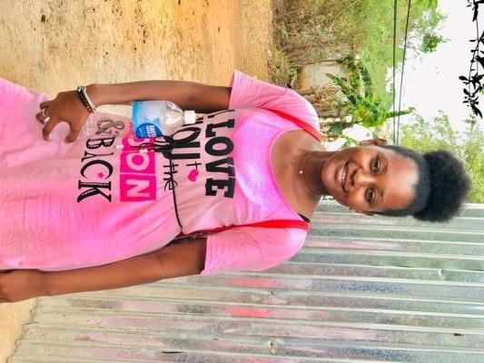 Christelle 21 ans Majunga Madagascar