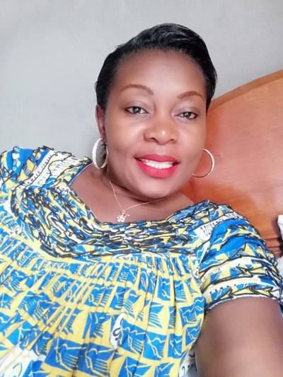 Helene 40 ans Centre Cameroun