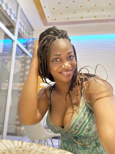 Laila 32 ans Douala Cameroun