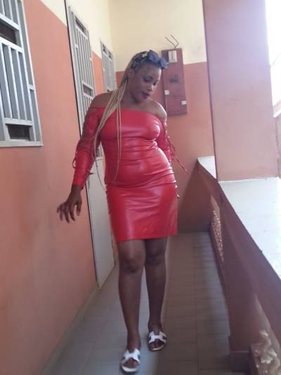 Vanessa 29 ans Mfoundi Cameroun