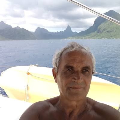 Bernard 69 ans Papeete  Polynésie française