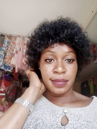 Celestine 34 ans Lomé Togo