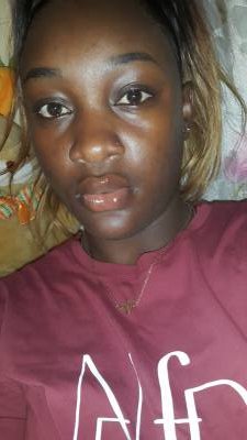 Francine 28 ans Yaoundé Cameroun