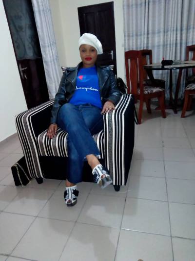 Julienne 41 ans Yaounde  Cameroun