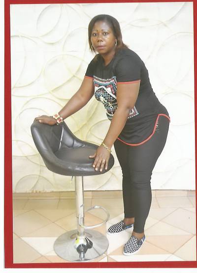 Marie 47 ans Yaounde Cameroun