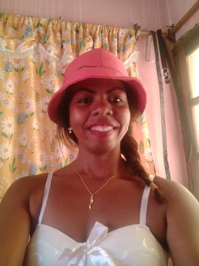 Anouska 30 ans Vohemar Madagascar