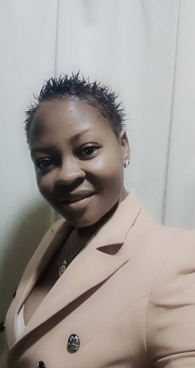 Christelle 34 ans  Cameroun