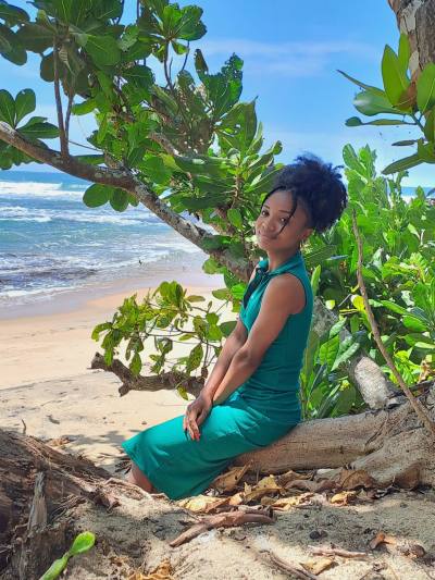 Noeline 21 ans Antalaha  Madagascar