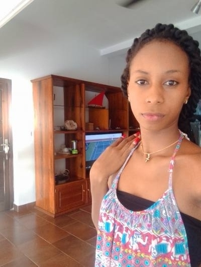 Melissa 28 Jahre Mahajanga Madagaskar