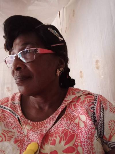 Nicole 59 ans Yaoundé  Cameroun