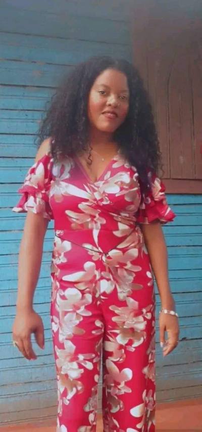 Marianah 32 ans Toamasina  Madagascar