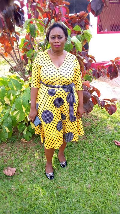 Brigitte 44 Jahre Yaoundé Kamerun