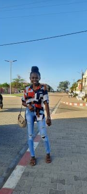 Eliane 27 ans Sambava Madagascar