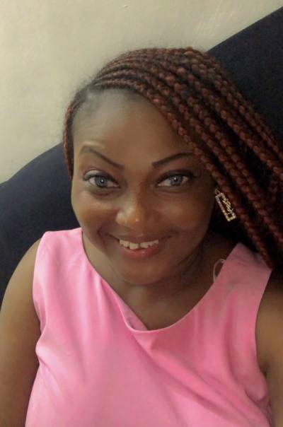 Antonia 39 ans Yaounde Cameroun