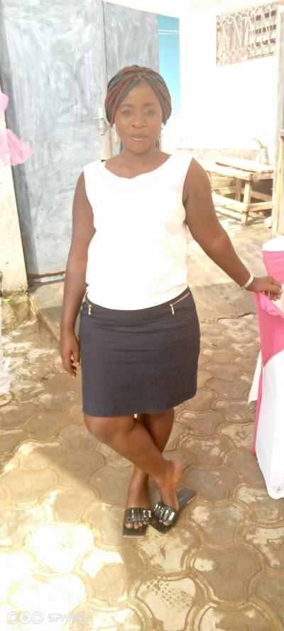 Christelle 31 ans Afriquaine Gabon