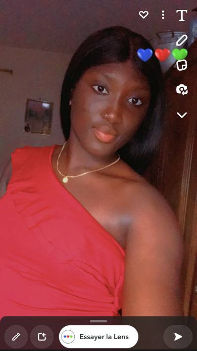 Marie 26 Jahre Dakar Senegal