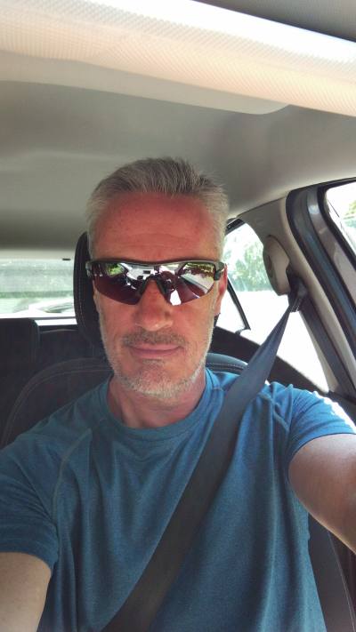 Franck 49 ans Clermont Ferrand  France