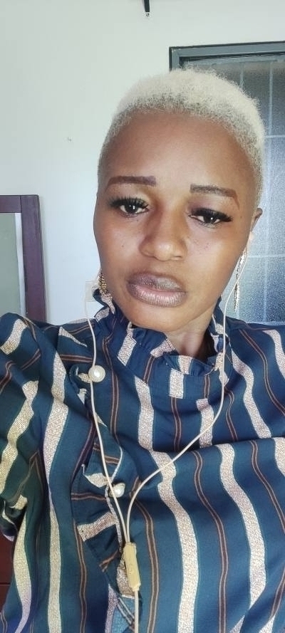 Rosalie 41 ans Douala  Cameroun
