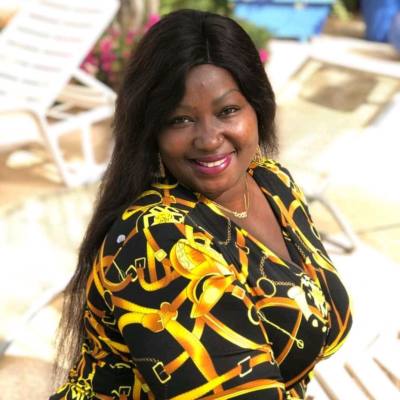 Jeanine 39 Jahre Yaounde Kamerun