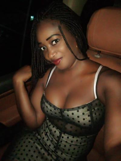 Laila 32 ans Douala Cameroun