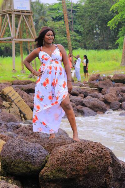 Aicha 33 ans Libreville  Gabon
