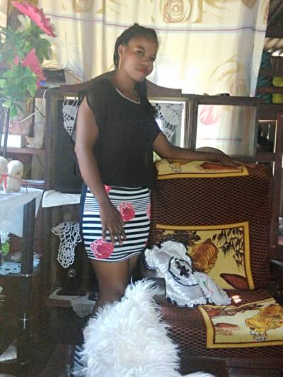 Marie Site de rencontre femme black Cameroun rencontres célibataires 35 ans