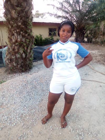 Christiane 23 ans Agboville Côte d'Ivoire