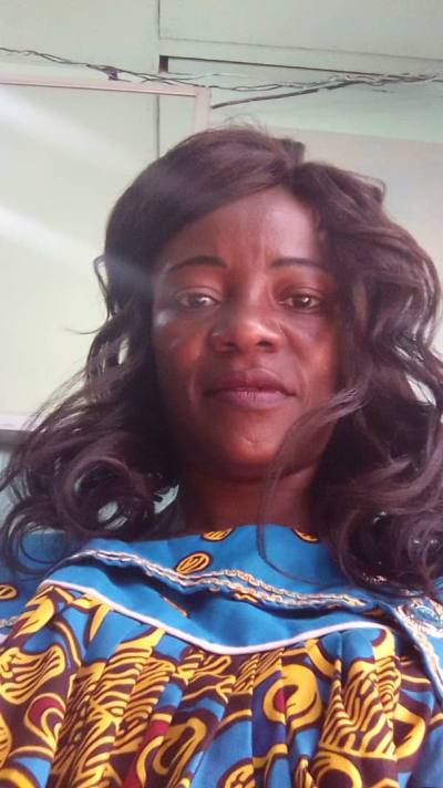 Djamila 51 ans Bikok Centre  Cameroun