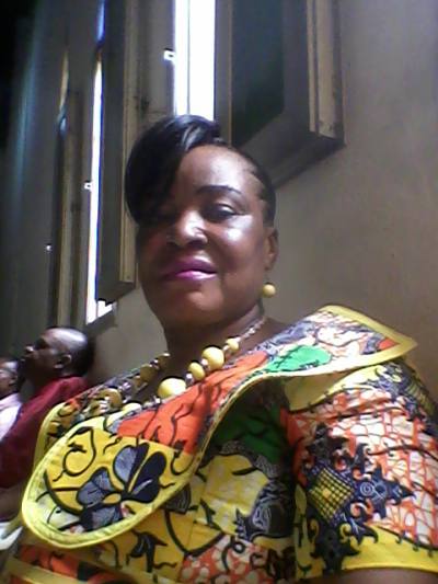 Francoise 54 years Yaoundé Cameroon