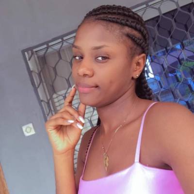 Eve 25 ans Cameroun  Canada
