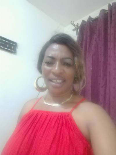 Denise 48 years Yaounde Cameroon