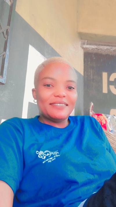 Elise 41 ans Lomé  Togo