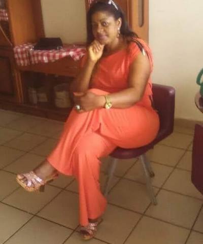 Mimi 49 ans Yaounde Cameroun