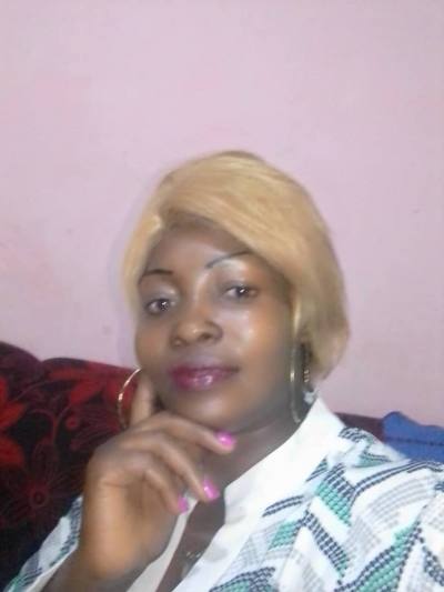 Brigitte 38 Jahre Yaounde Kamerun