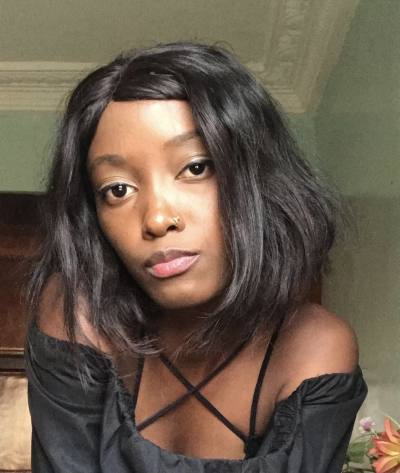 Daniela 23 ans Yaoundé Cameroun