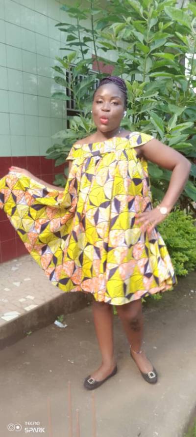 Viviane Site de rencontre femme black Cameroun rencontres célibataires 36 ans