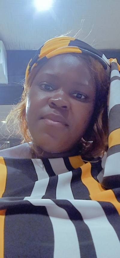 Daphney 33 ans Yaoundé  Cameroun