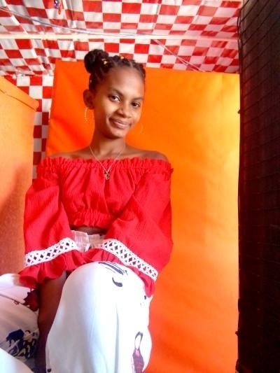 Odriana  22 years Samaba Madagascar