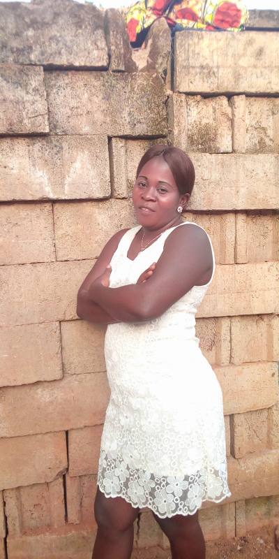 Viviane 39 ans Yaoundé Cameroun