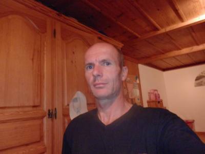 Vincent 56 years Corcelle Switzerland