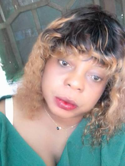 Maguy 34 years Yaoundé Cameroon