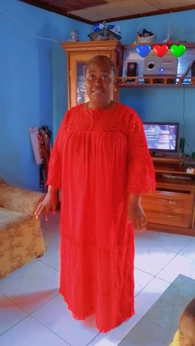 Cecile 52 Jahre Kribi Kamerun