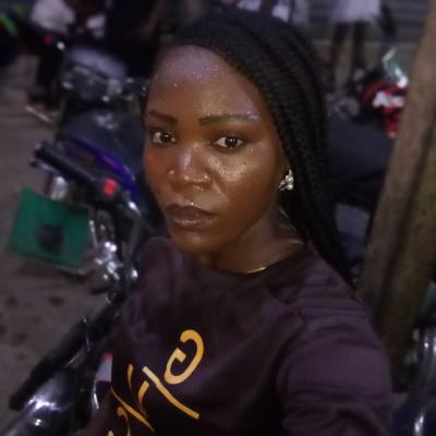 Flavy 27 ans Kribi Cameroun