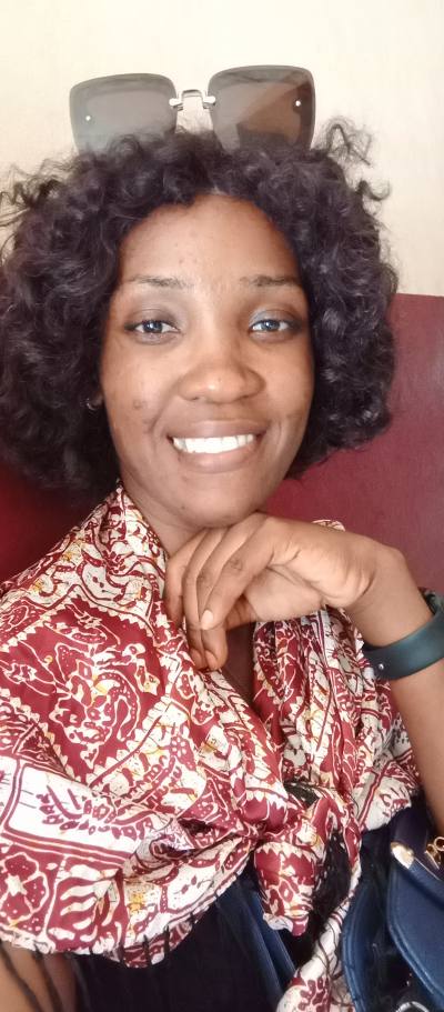 Oceanne 27 ans Yaoundé Cameroun